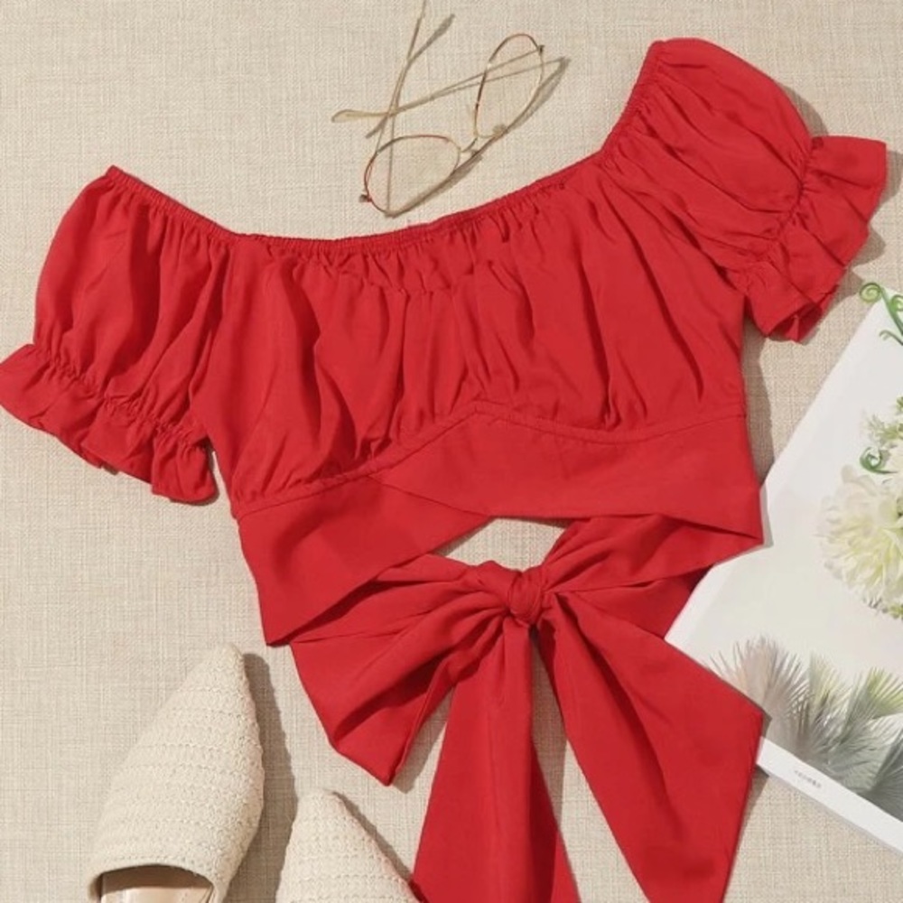 Tie back red crop too